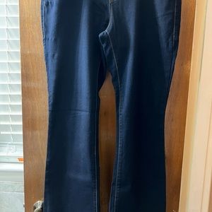 No Boundaries Denim Jeans, Excellent condition, worn one time, 15 Juniors